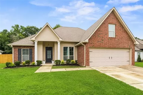28637 Venette Ct, Madisonville, LA 70447