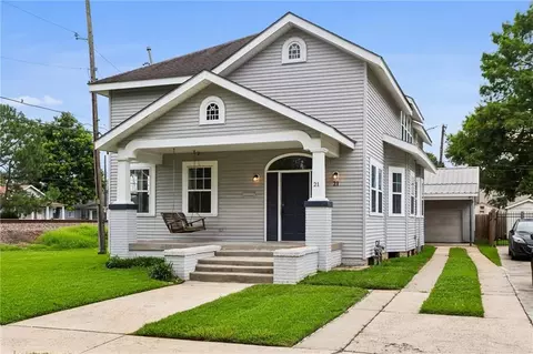 21 Forest Ave, Metairie, LA 70005