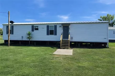 187 Wildwood Dr, Buras, LA 70041