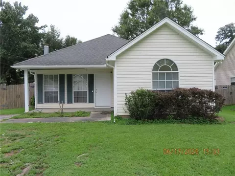 Exterior - 70220 8th St, Covington, LA 70433 photo 2 of 8