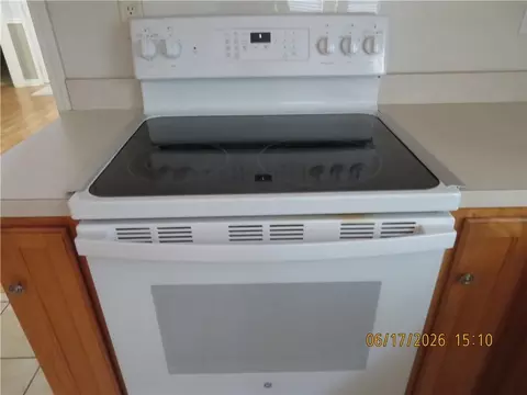 Kitchen - 70220 8th St, Covington, LA 70433 photo 3 of 3
