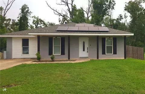 644 Magnolia Ave, Laplace, LA 70068