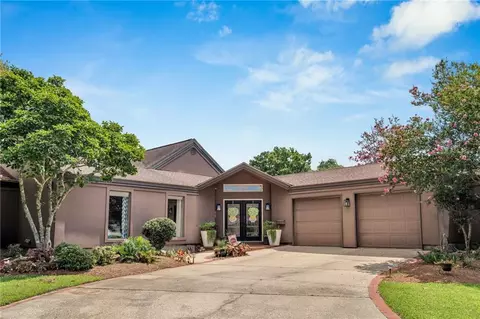 781 Fairfield Ave, Gretna, LA 70056