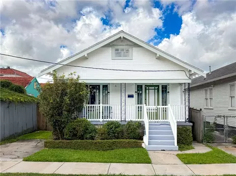 1716 Sixth St, New Orleans, LA 70115