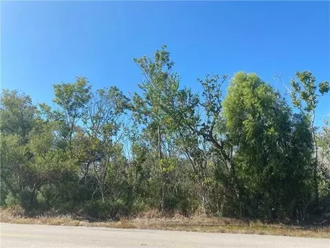 35 Privateer Blvd # A, Barataria, LA 70036