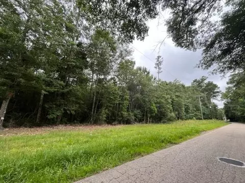 Marie Street, Lacombe, LA 70445