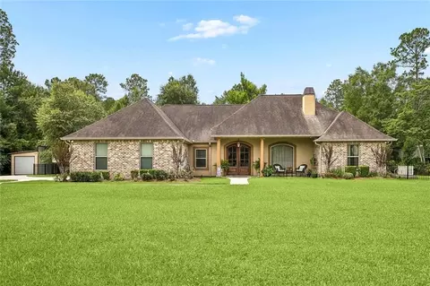 38172 Joan Dr, Pearl River, LA 70452