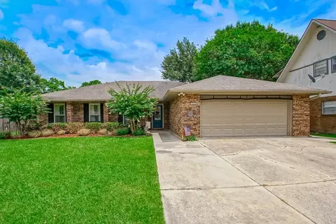 904 Dolly Madison Ct, Slidell, LA 70458