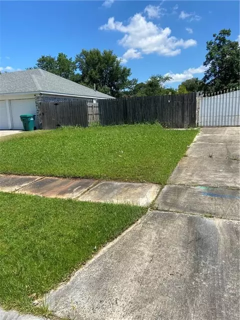 326 Westminster Dr, Slidell, LA 70460