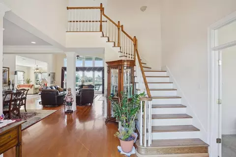 Entry Way - 108 Lighthouse Pt, Slidell, LA 70458 photo 2 of 2