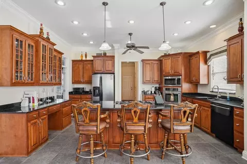 Kitchen - 108 Lighthouse Pt, Slidell, LA 70458 photo 1 of 4