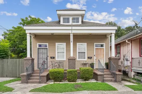 8221 23 Apple St, New Orleans, LA 70118