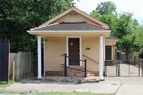 3322 N Robertson St, New Orleans, LA 70117