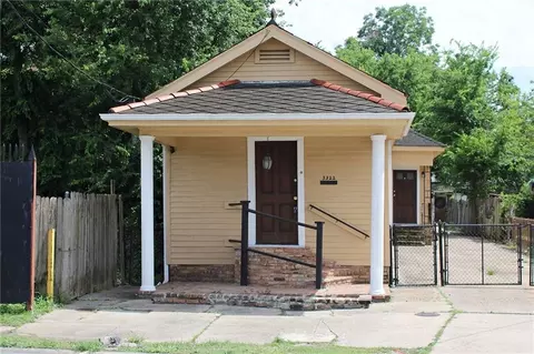 3322 N Robertson St, New Orleans, LA 70117