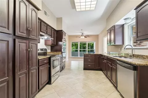 Kitchen - 266 Blue Crane No 2 Dr, Slidell, LA 70461 photo 2 of 2