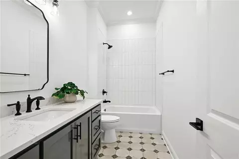 Bath - 4118 Endor Loop, Mandeville, LA 70448 photo 7 of 7