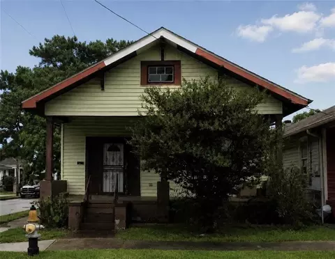 2502 Cambronne St, New Orleans, LA 70118