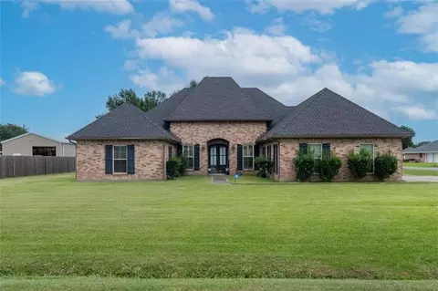 181 Chase Dr, Bourg, LA 70343