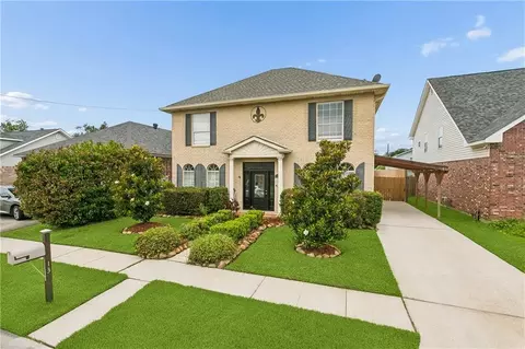 1304 Green St, Metairie, LA 70001