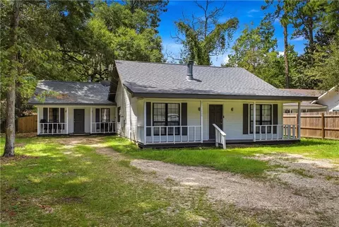 Exterior - 158-160 Beech St, Covington, LA 70433 photo 2 of 3