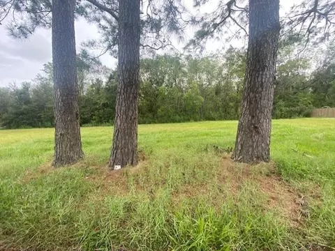 1641 Heights Dr, Saint Bernard, LA 70085
