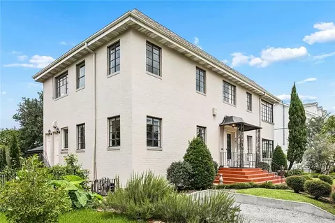 4072 State Street Dr, New Orleans, LA 70125