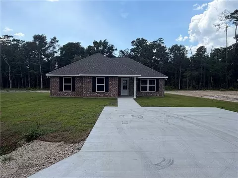65115 Jerry St, Pearl River, LA 70452