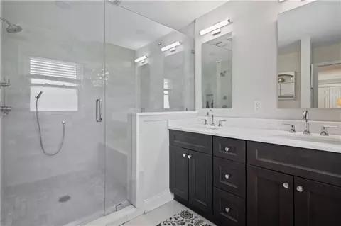 Bath - 227 Cheron Dr, Mandeville, LA 70448 photo 4 of 5