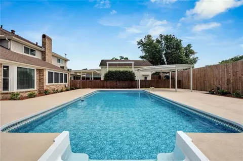 Exterior - 2204 Ormond Blvd, Destrehan, LA 70047 photo 6 of 11