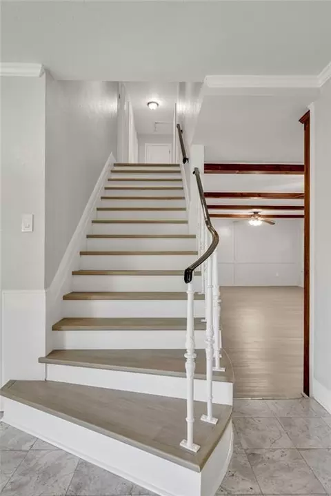 Entry Way - 2204 Ormond Blvd, Destrehan, LA 70047 photo 2 of 2