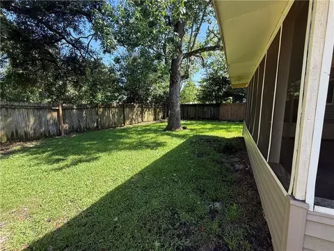 Exterior - 3838 Arrowhead Dr, Slidell, LA 70458 photo 3 of 5