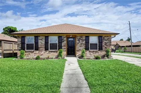 10887 Morrison Rd, New Orleans, LA 70127