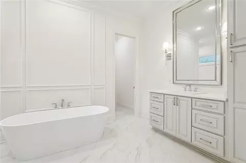 Bath - 4212 Cypress Point Dr, Covington, LA 70433 photo 1 of 6