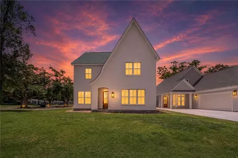 350 S 9th St, Ponchatoula, LA 70454