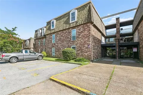 6320 Riverside Dr #350, Metairie, LA 70003