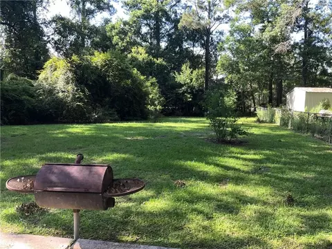 Exterior - 32 Hickory Dr, Covington, LA 70433 photo 2 of 2