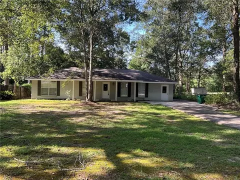 32 Hickory Dr, Covington, LA 70433