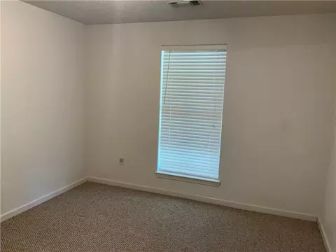 Bedroom - 32 Hickory Dr, Covington, LA 70433 photo 3 of 3