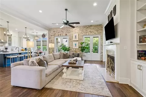 Living - 307 Lac Iberville Dr, Luling, LA 70070 photo 1 of 1