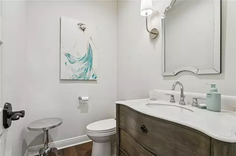 Bath - 307 Lac Iberville Dr, Luling, LA 70070 photo 3 of 4
