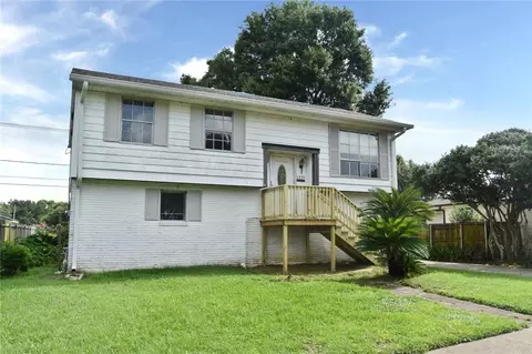 6809 Christine St, Metairie, LA 70003