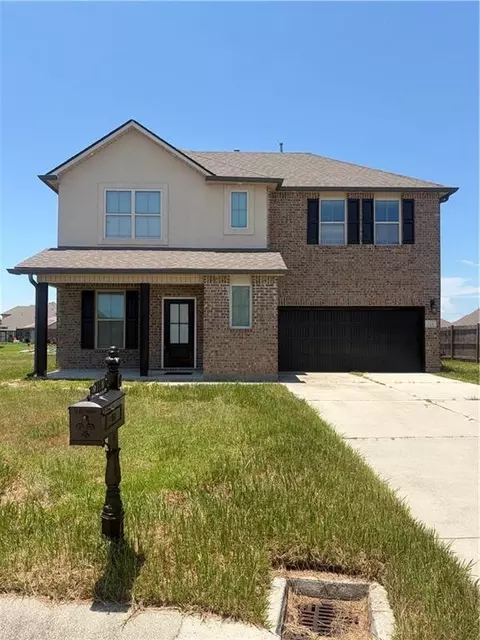 224 W Lake Ct, Slidell, LA 70461