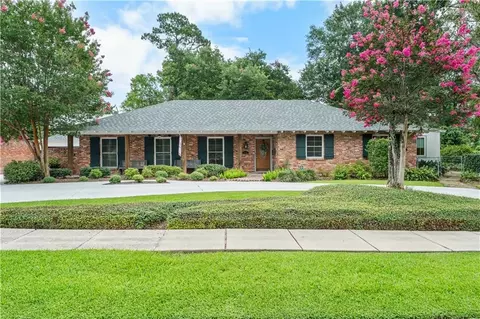 3631 S Lakeshore Dr, Baton Rouge, LA 70808