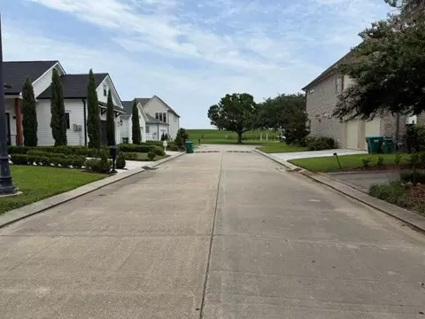 Cocos, Kenner, LA 70065 photo 3