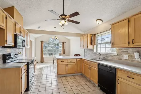 113 Crescentwood Loop, Slidell, LA 70458 photo 4
