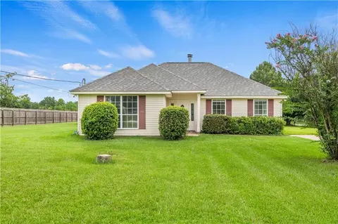 27518 Hilltop Ct, Folsom, LA 70437