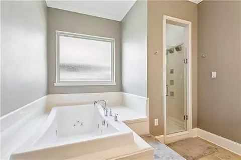 Bath - 526 Florence Dr, Slidell, LA 70458 photo 2 of 5