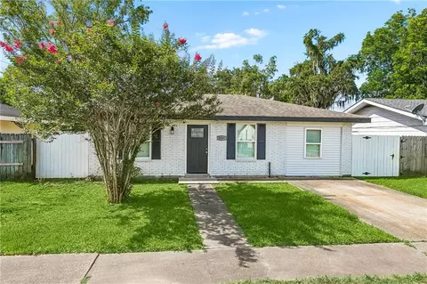 2533 Joy Ann Dr, Marrero, LA 70072