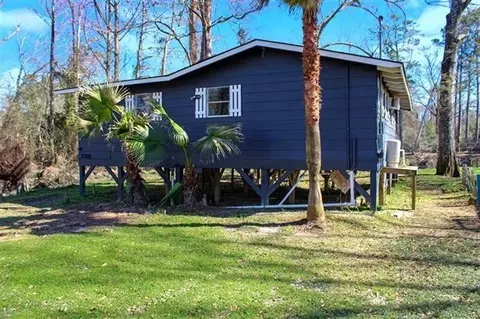 39808 Watters Rd, Ponchatoula, LA 70454
