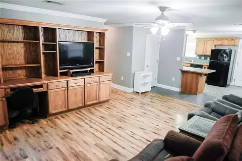 Living - 14420 Pine Dr, Walker, LA 70785 photo 1 of 2